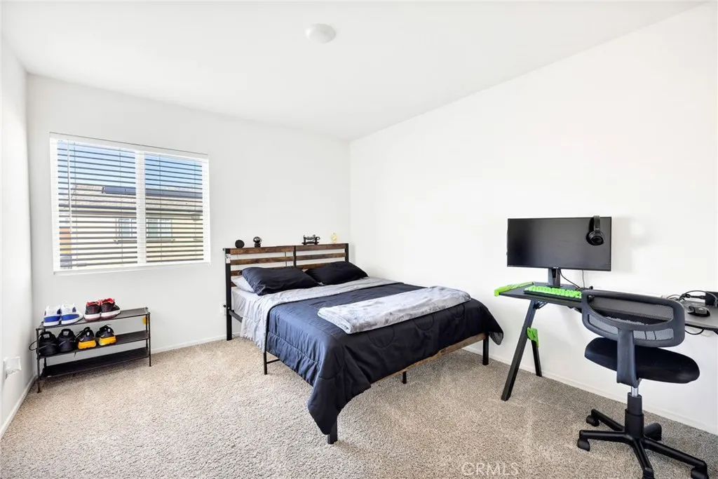 1489 Goldenbrush Way, Banning, California 92220 home-pic-20