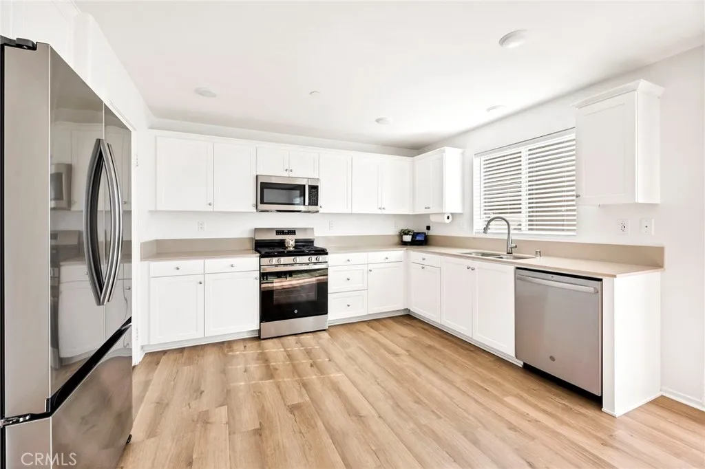 1489 Goldenbrush Way, Banning, California 92220 home-pic-4