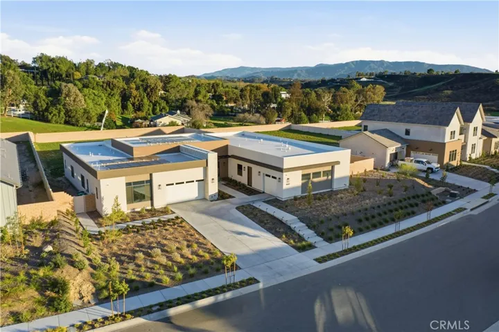 Incredible Shawood 6 Bedroom, 5.5 Bathroom and all with Amazing Views!