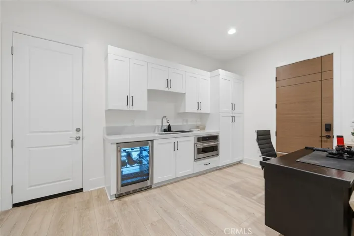 Multi Gen Suite - Kitchenette