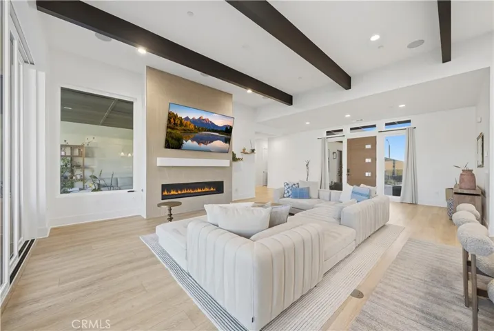 Great Room - 72" Gas Linear Fireplace