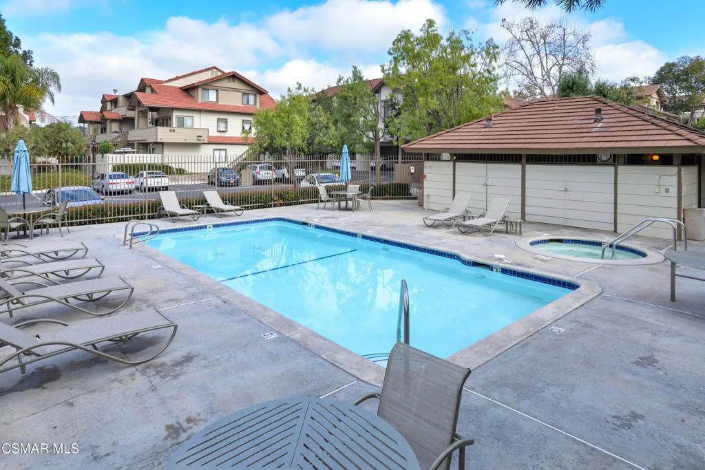 104 Maegan Place 12, Thousand Oaks, California 91362 home-pic-20