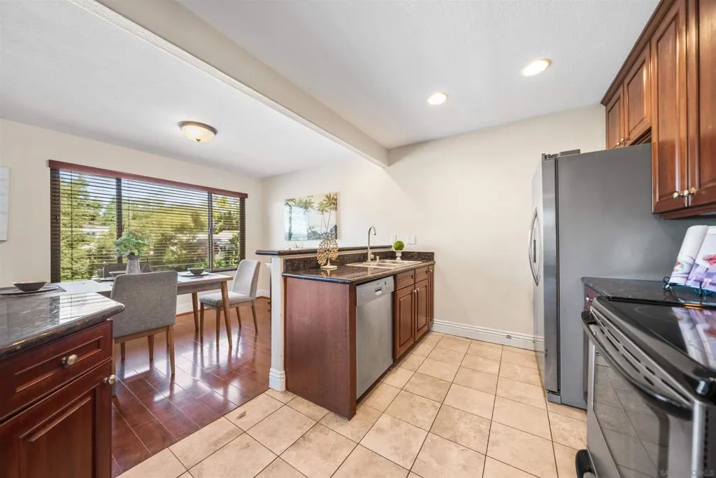 3167 Via Alicante 242, La Jolla, California 92037 home-pic-8