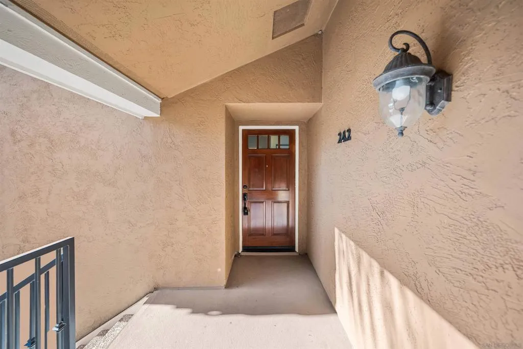 3167 Via Alicante 242, La Jolla, California 92037 home-pic-3