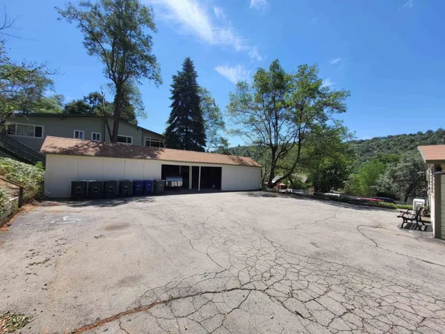 Parking! A rarity on Main St!