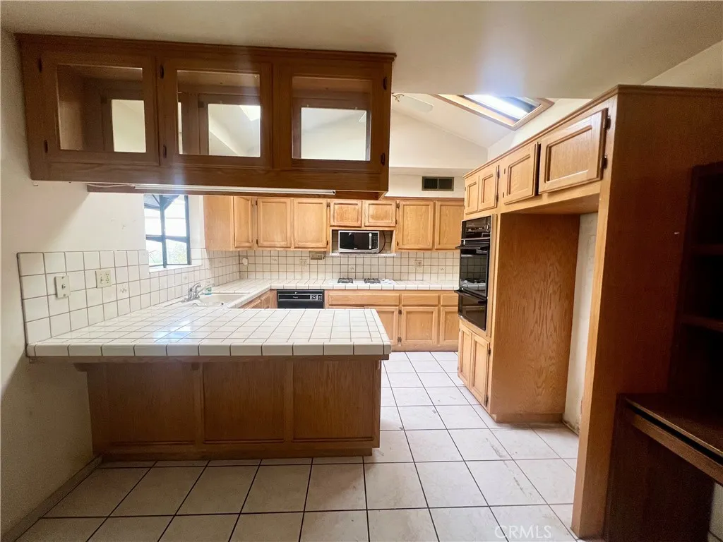29055 Bradley, Menifee, California 92586 home-pic-14