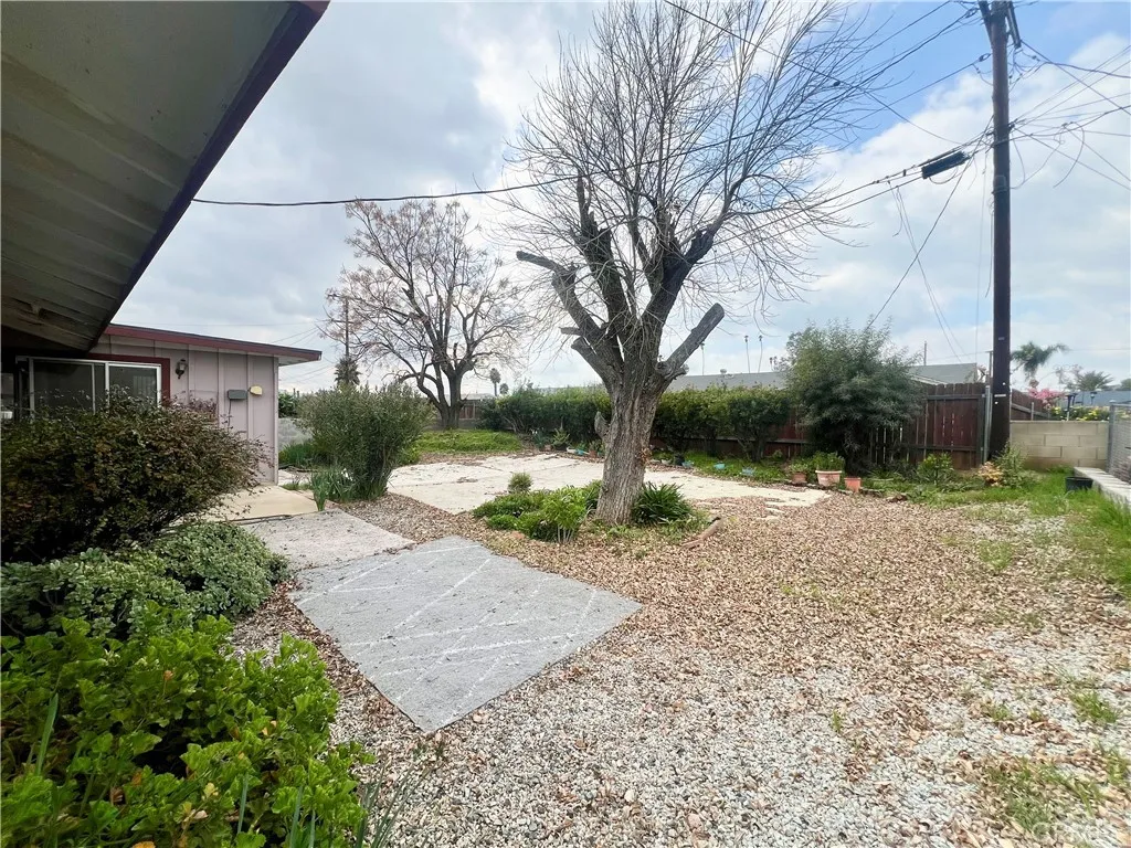 29055 Bradley, Menifee, California 92586 home-pic-20