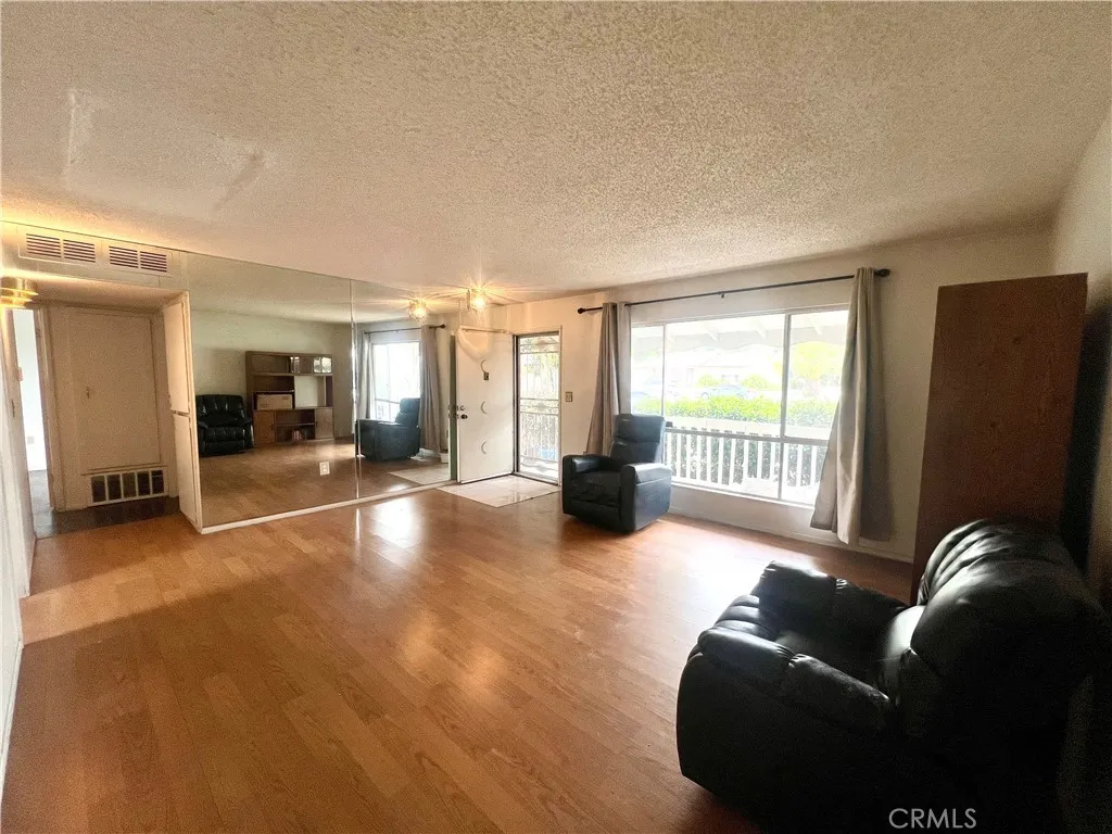 29055 Bradley, Menifee, California 92586 home-pic-6