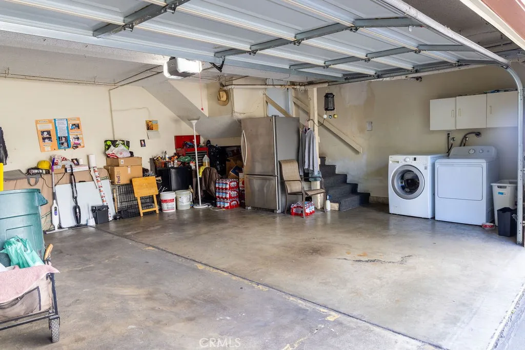 18425 Saticoy, Reseda, California 91335 home-pic-27