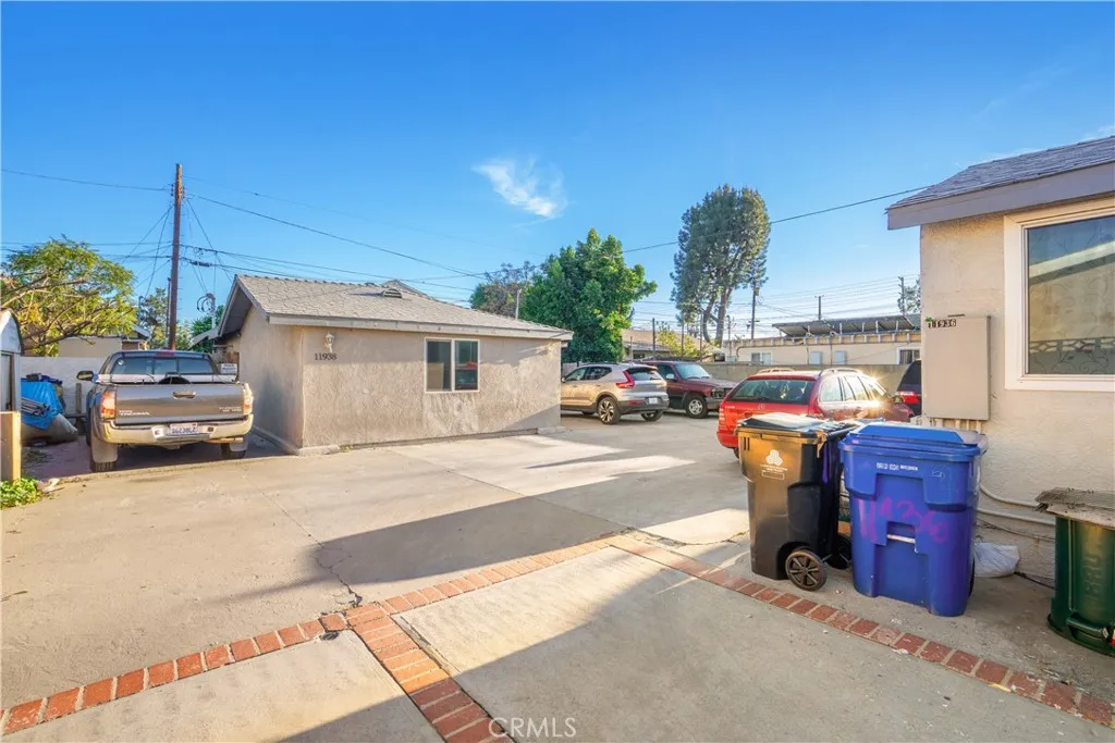 11936 Neenach, Sun Valley, California 91352 home-pic-15