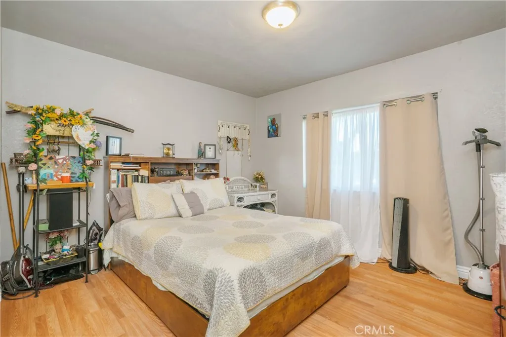11936 Neenach, Sun Valley, California 91352 home-pic-4