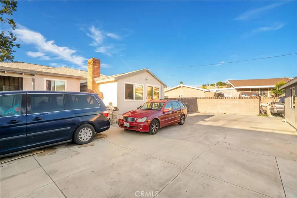 11936 Neenach, Sun Valley, California 91352 home-pic-16