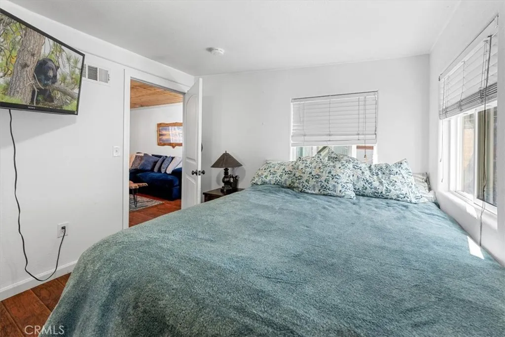 300 W North Shore, Big Bear City, California 92314 home-pic-20
