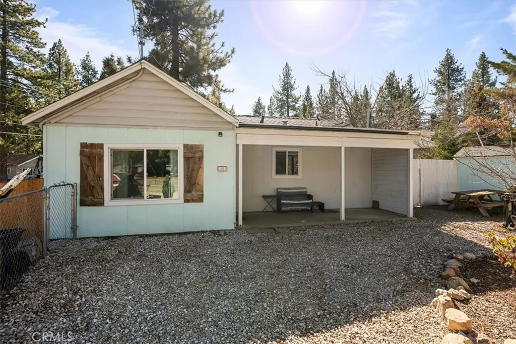 300 W North Shore, Big Bear City, California 92314 home-pic-34