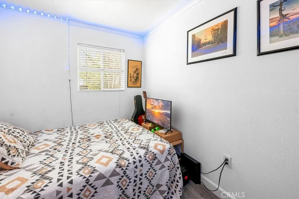 300 W North Shore, Big Bear City, California 92314 home-pic-27