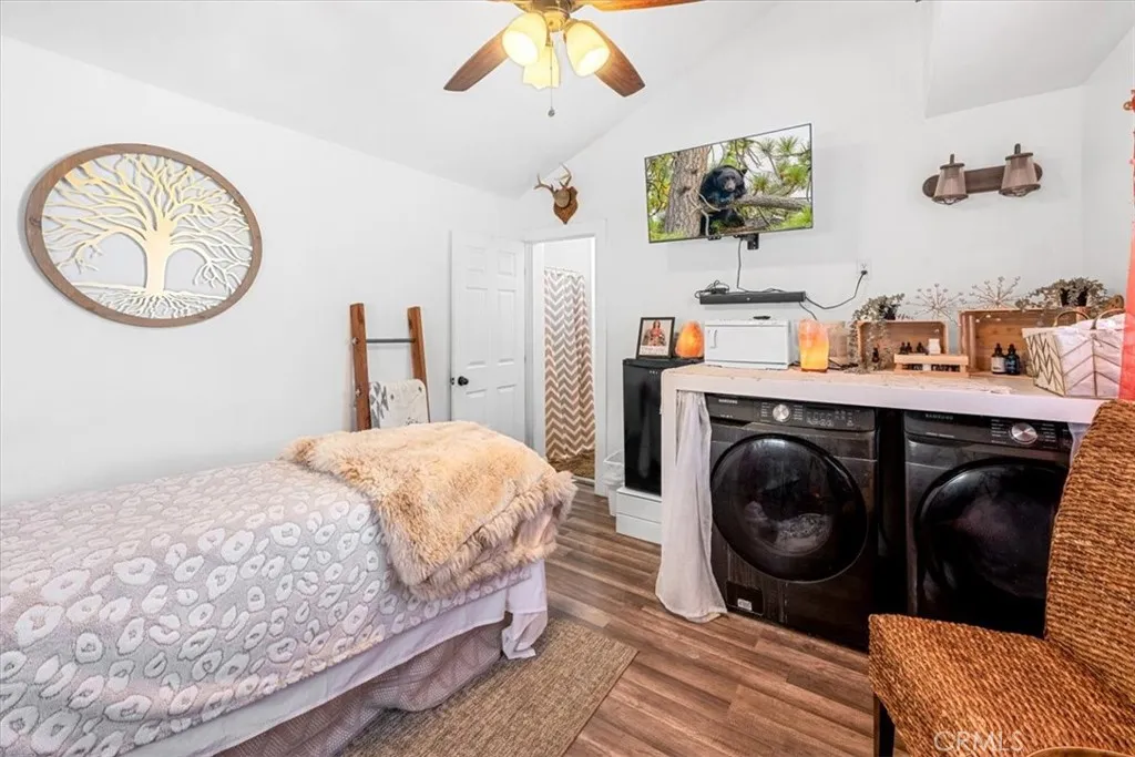 300 W North Shore, Big Bear City, California 92314 home-pic-17