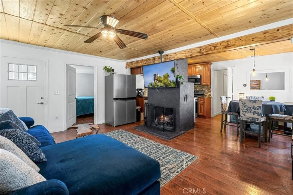 300 W North Shore, Big Bear City, California 92314 home-pic-12