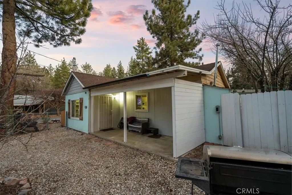 300 W North Shore, Big Bear City, California 92314 home-pic-10