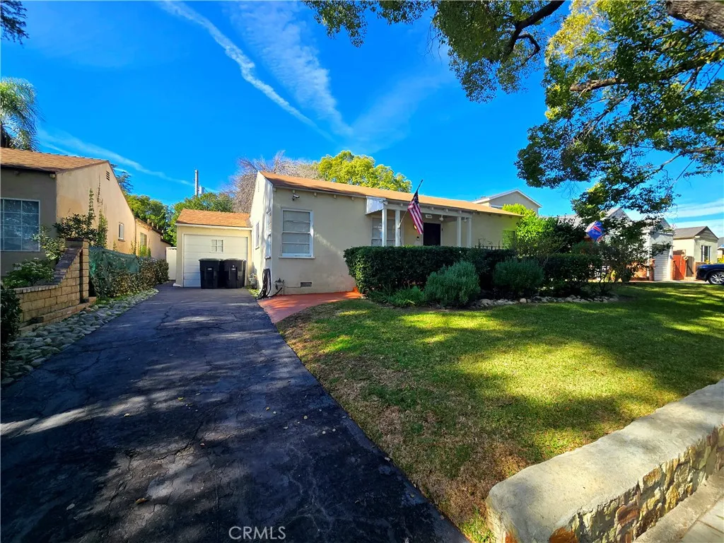 1333 N Naomi, Burbank, California 91505 home-pic-1