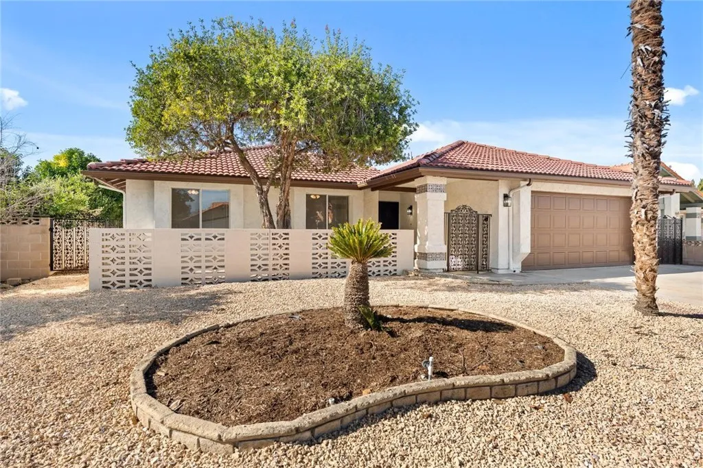 1127 Alleppo Court, Hemet, California 92545 home-pic-1