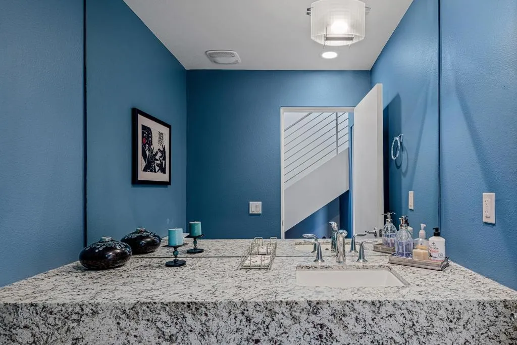 1054 Paz Drive, Palm Springs, California 92262 home-pic-26