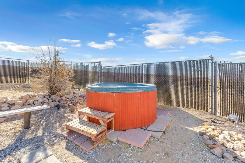 2642 Star Lane, Joshua Tree, California 92252 home-pic-42