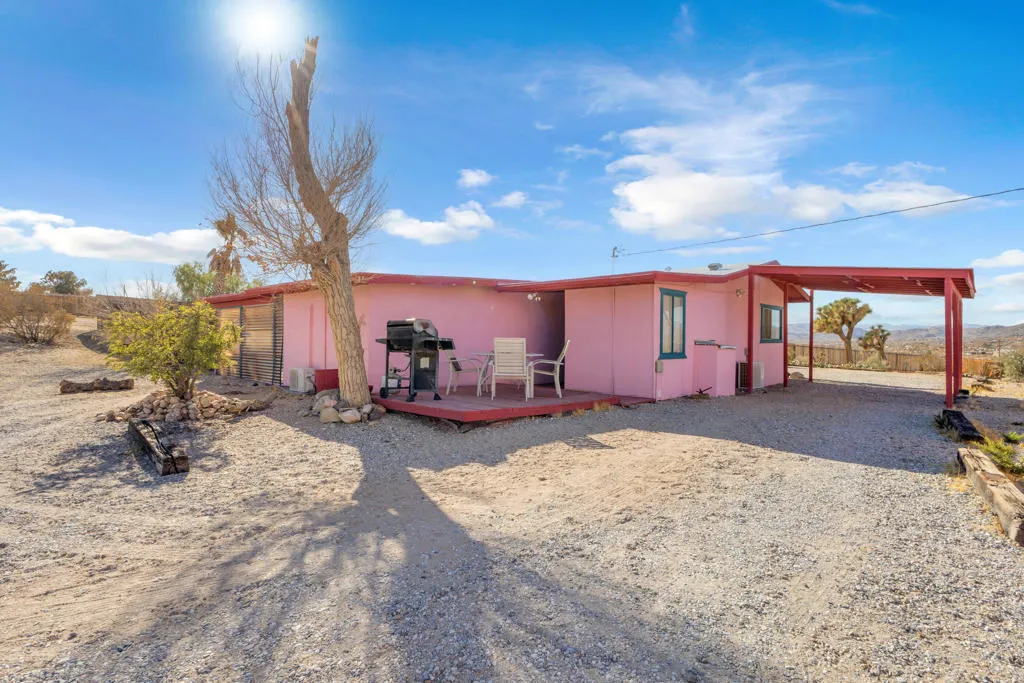 2642 Star Lane, Joshua Tree, California 92252 home-pic-1