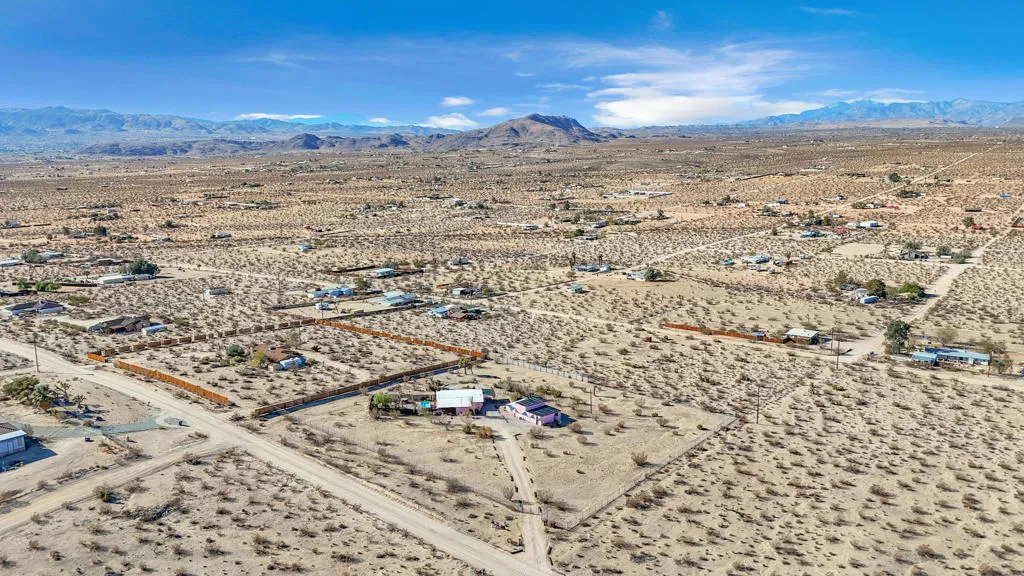 2642 Star Lane, Joshua Tree, California 92252 home-pic-73
