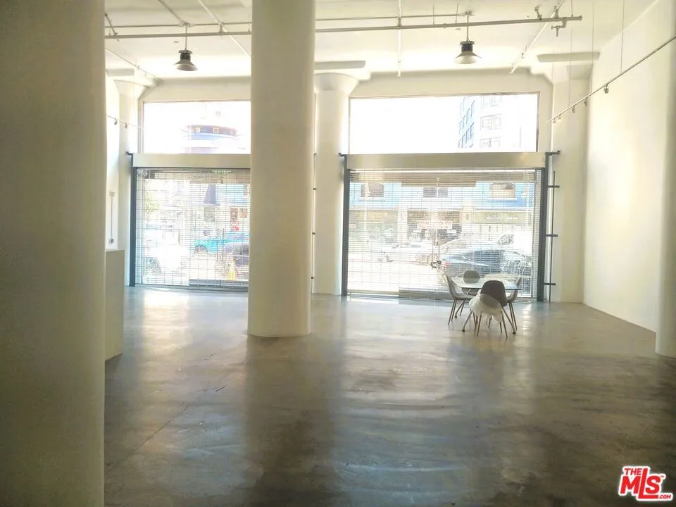 Ground floor - R06-R07