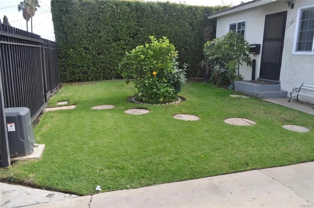 1562 W 226th, Torrance, California 90501 home-pic-10