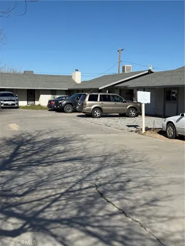 20958 Nisqually Road, Apple Valley, California 92308