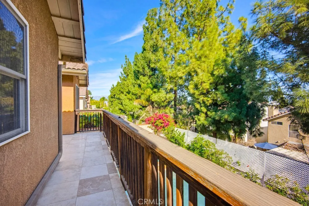 1751 Moccasin Trail, Corona, California 92882 home-pic-43