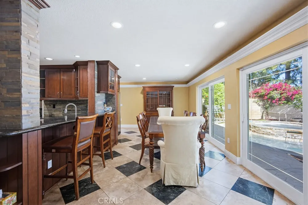 1751 Moccasin Trail, Corona, California 92882 home-pic-21