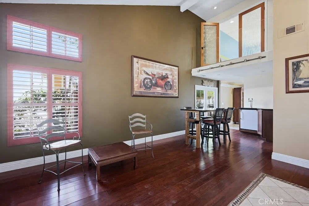 1751 Moccasin Trail, Corona, California 92882 home-pic-8