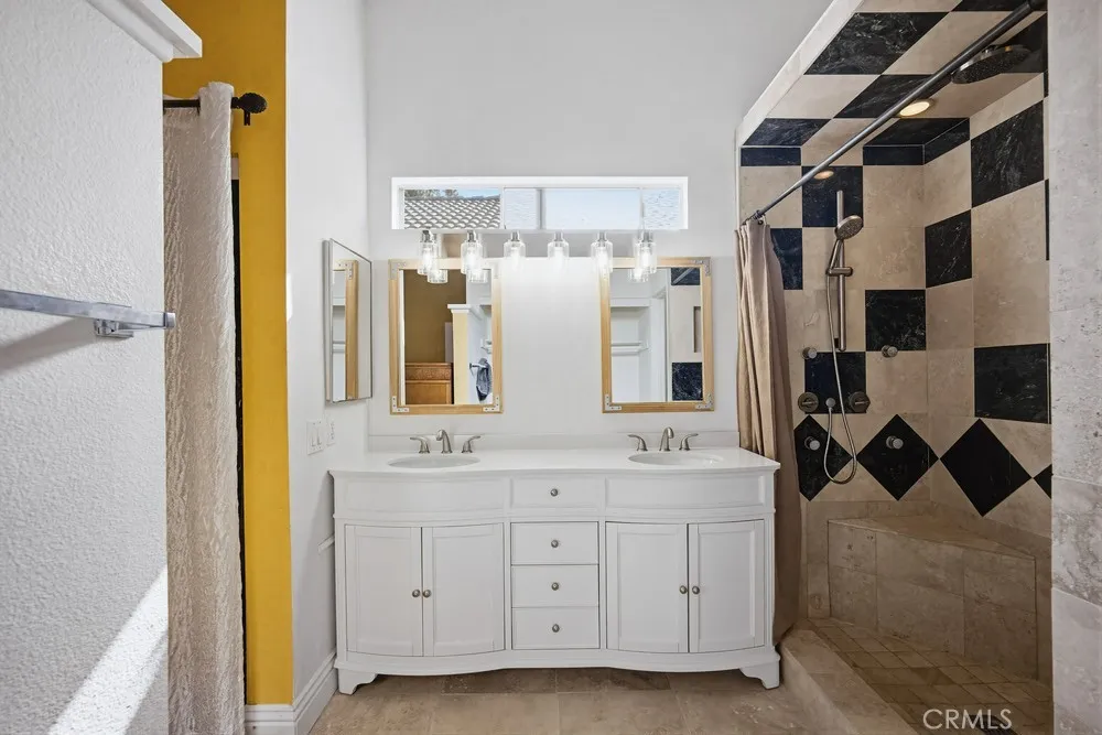 1751 Moccasin Trail, Corona, California 92882 home-pic-33