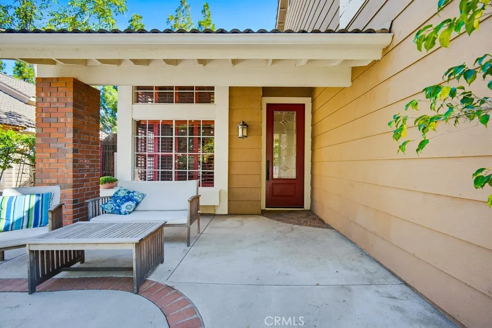 1751 Moccasin Trail, Corona, California 92882 home-pic-6