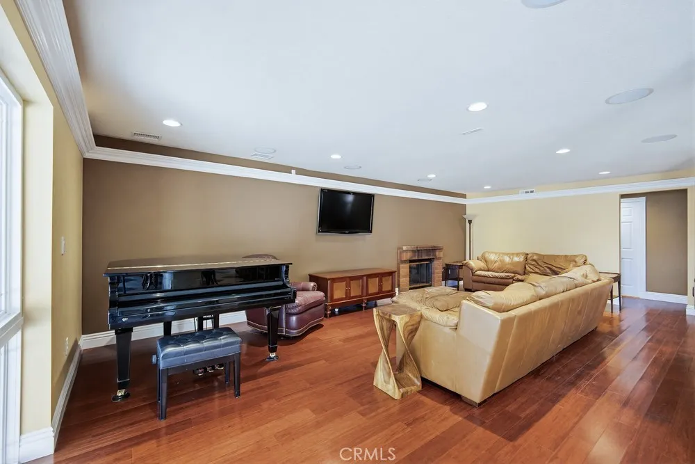 1751 Moccasin Trail, Corona, California 92882 home-pic-20
