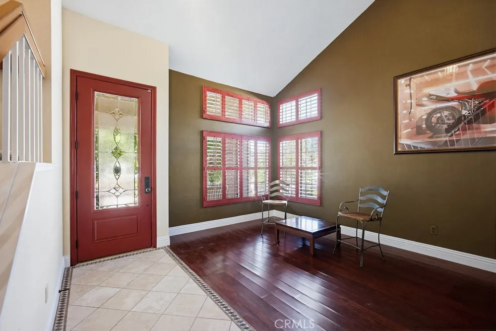 1751 Moccasin Trail, Corona, California 92882 home-pic-9