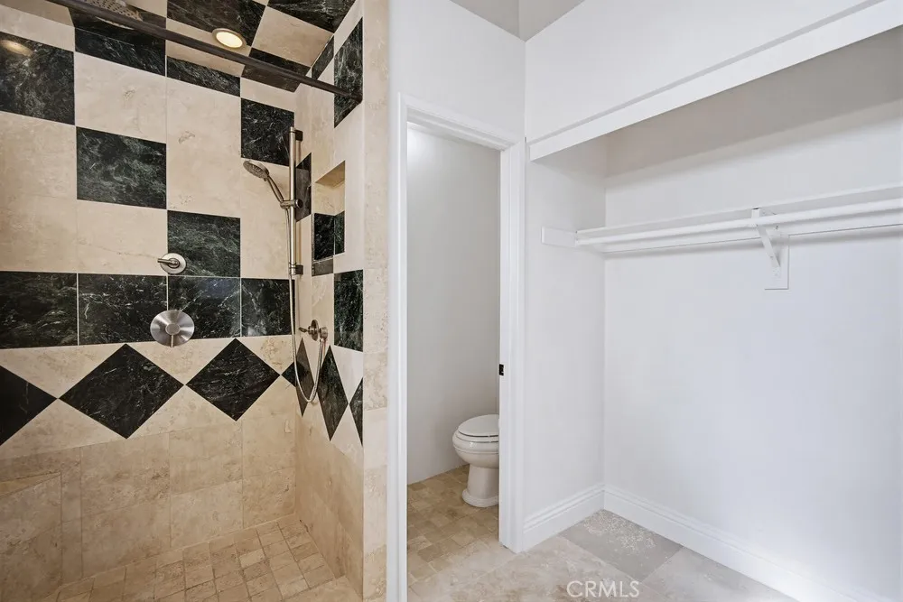 1751 Moccasin Trail, Corona, California 92882 home-pic-34