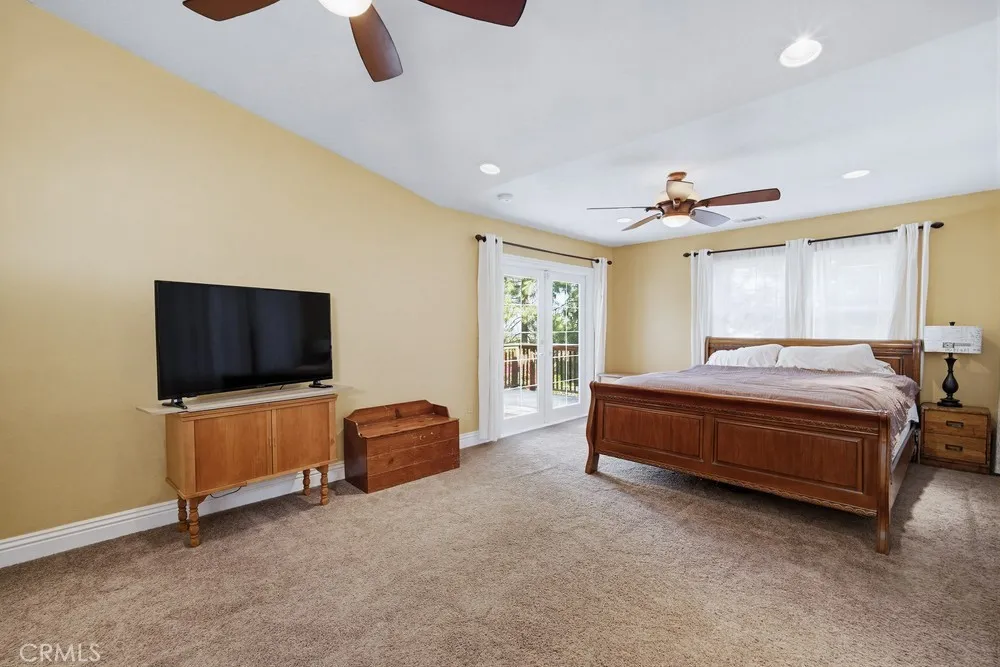 1751 Moccasin Trail, Corona, California 92882 home-pic-31
