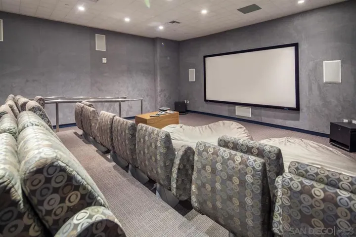 ICON'S VERY OWN MULTIMEDIA THEATER ROOM! COME AND WATCH YOUR FAVORITE CABLE SHOWS OR DVD MOVIES!