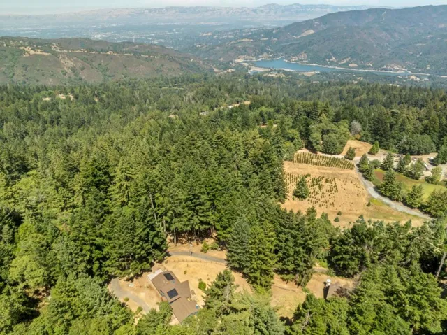 19850 Skyline Boulevard, Los Gatos, California 95033