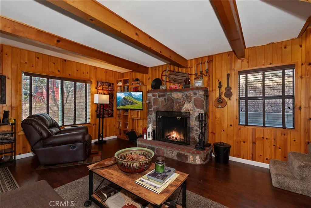 39676 Oakglen, Fawnskin, California 92333 — photo 5