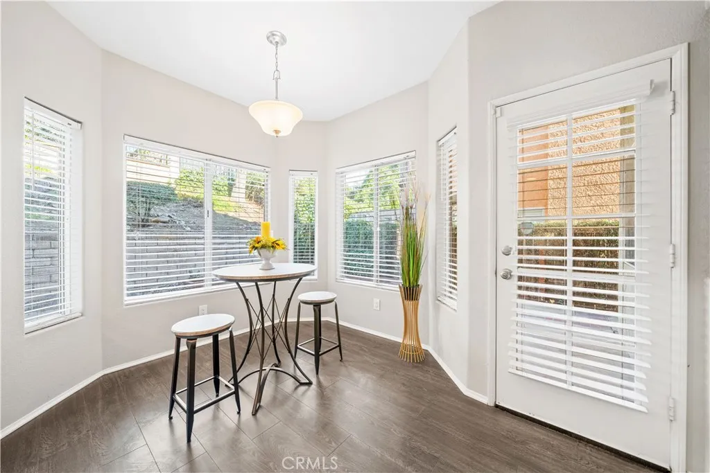 10332 Southridge Drive, Rancho Cucamonga, California 91737 home-pic-17