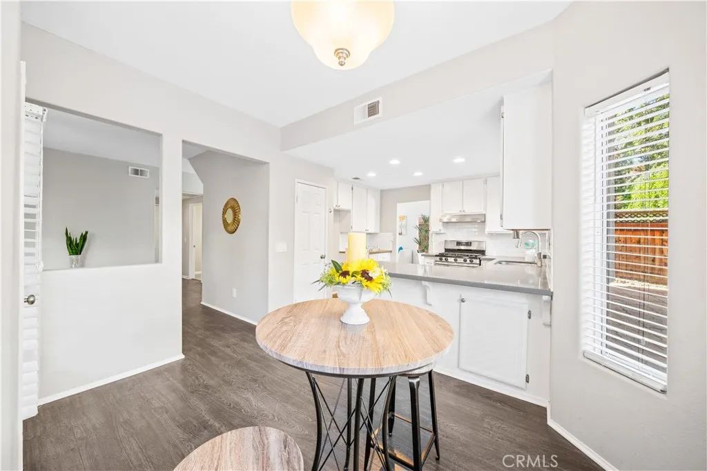 10332 Southridge Drive, Rancho Cucamonga, California 91737 home-pic-18