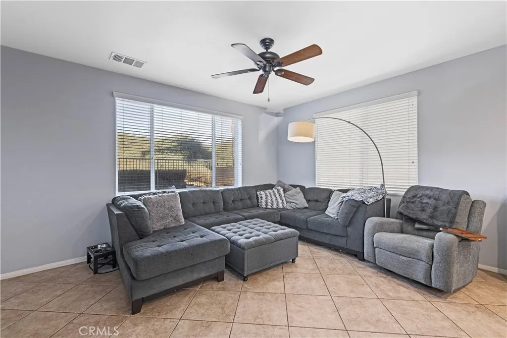 29013 Mirada Circulo, Valencia, California 91354 home-pic-27