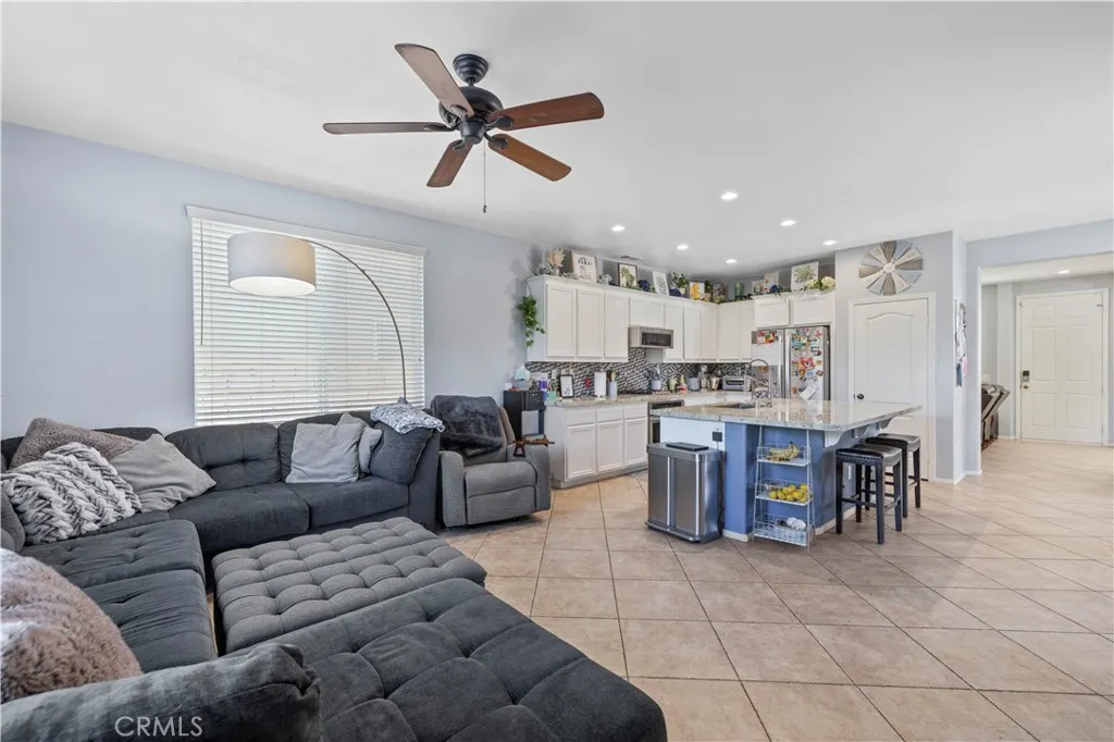 29013 Mirada Circulo, Valencia, California 91354 home-pic-26
