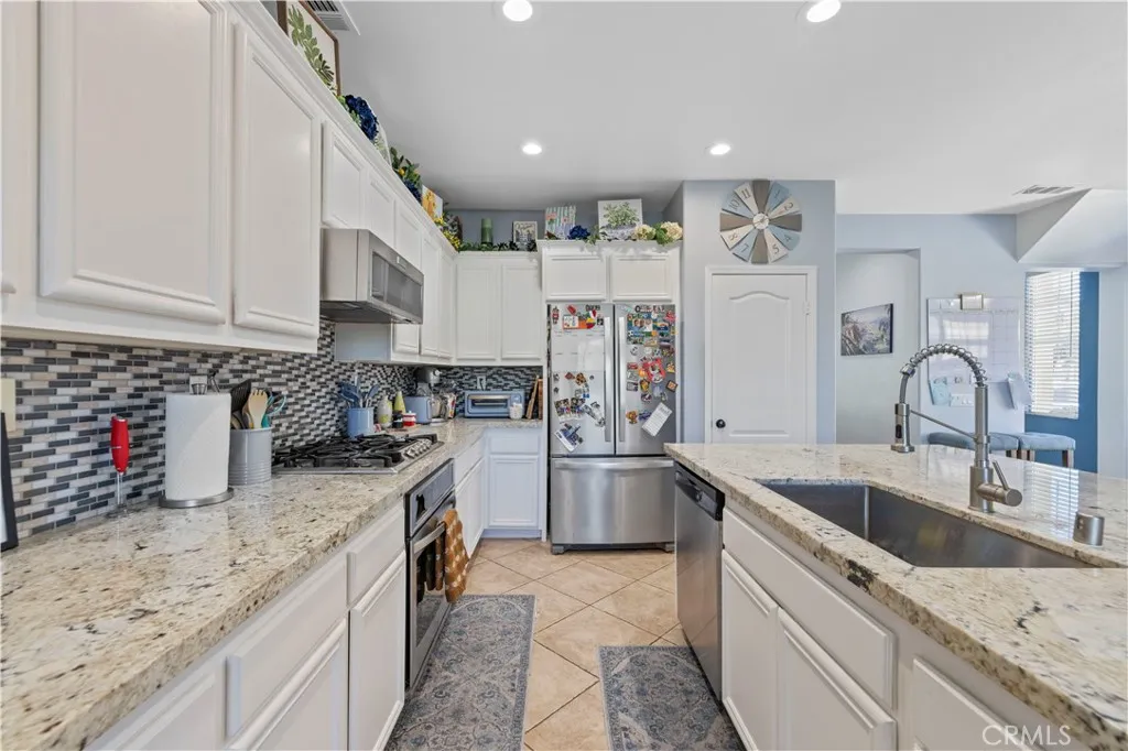 29013 Mirada Circulo, Valencia, California 91354 home-pic-14