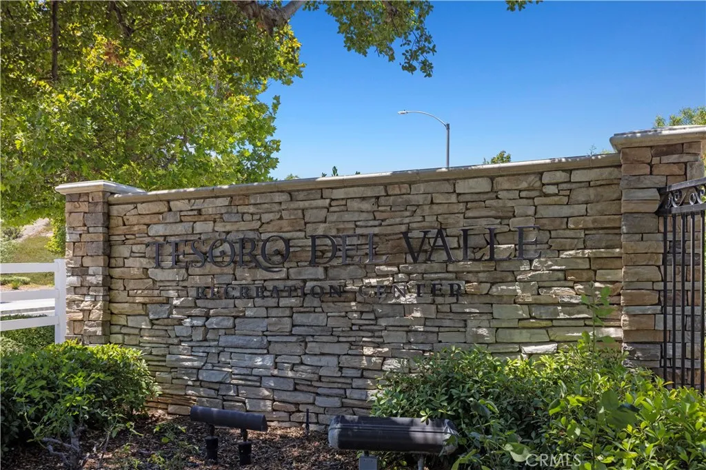 29013 Mirada Circulo, Valencia, California 91354 home-pic-43