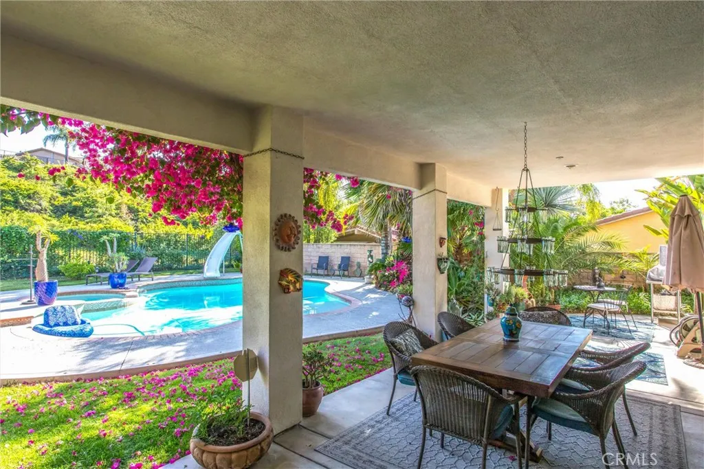 512 Golden West Drive, Redlands, California 92373 home-pic-28